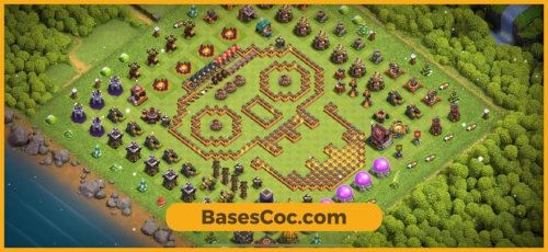 TH10 troll Base