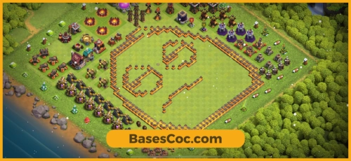 TH10 troll Base