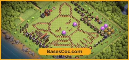 TH10 troll Base