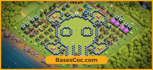 TH13 troll Base