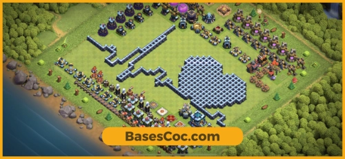 TH13 troll Base